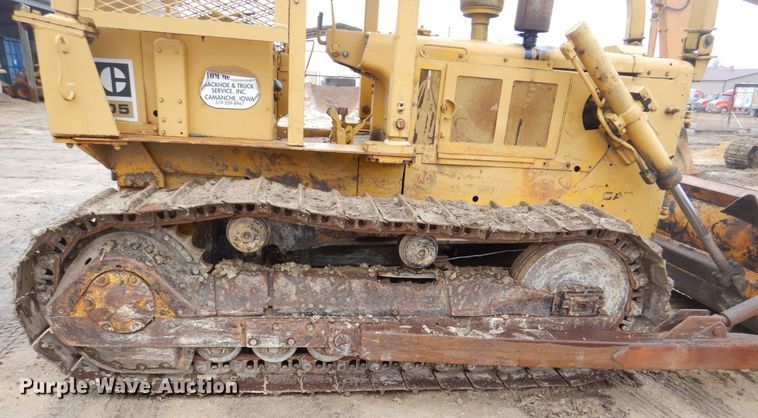 image for item MJ9958 1975 Caterpillar D5  dozer