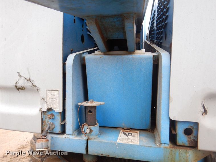 image for item MJ9959 1999 Genie S40  boom lift