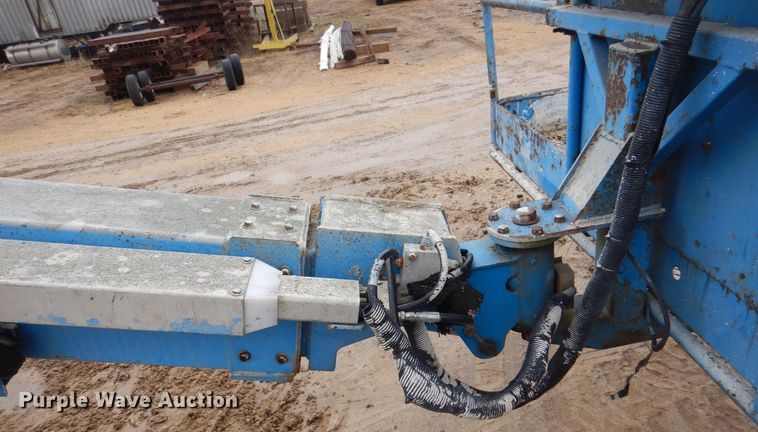 image for item MJ9959 1999 Genie S40  boom lift