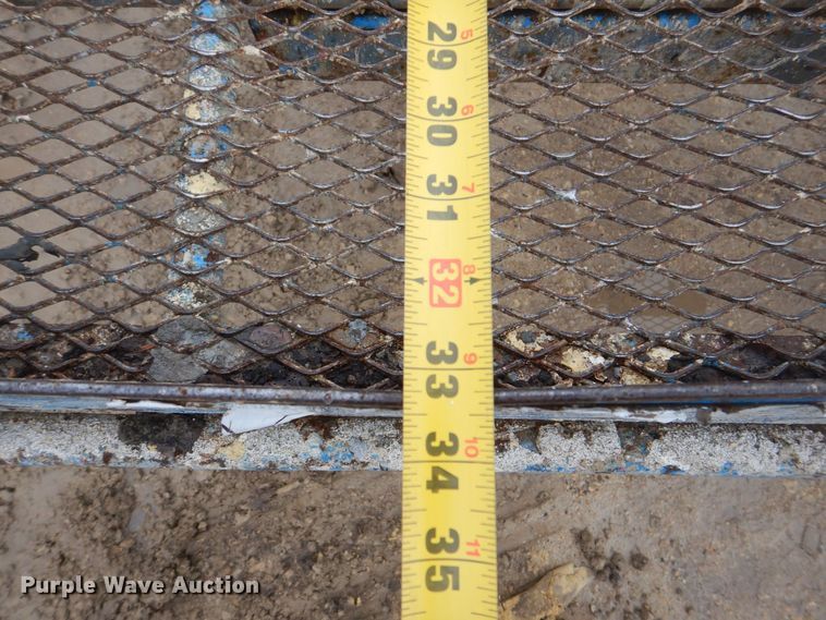 image for item MJ9959 1999 Genie S40  boom lift