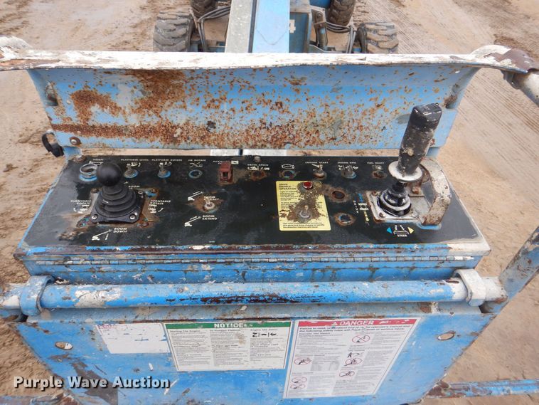 image for item MJ9959 1999 Genie S40  boom lift