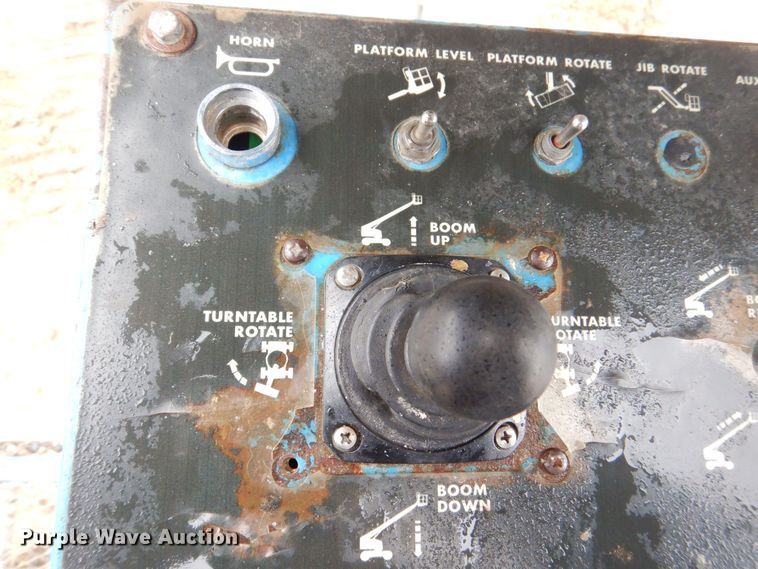 image for item MJ9959 1999 Genie S40  boom lift