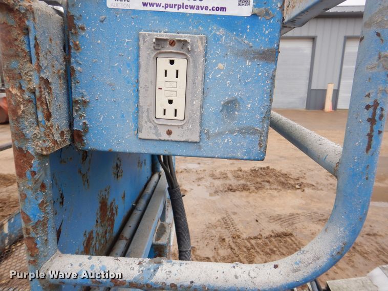 image for item MJ9959 1999 Genie S40  boom lift