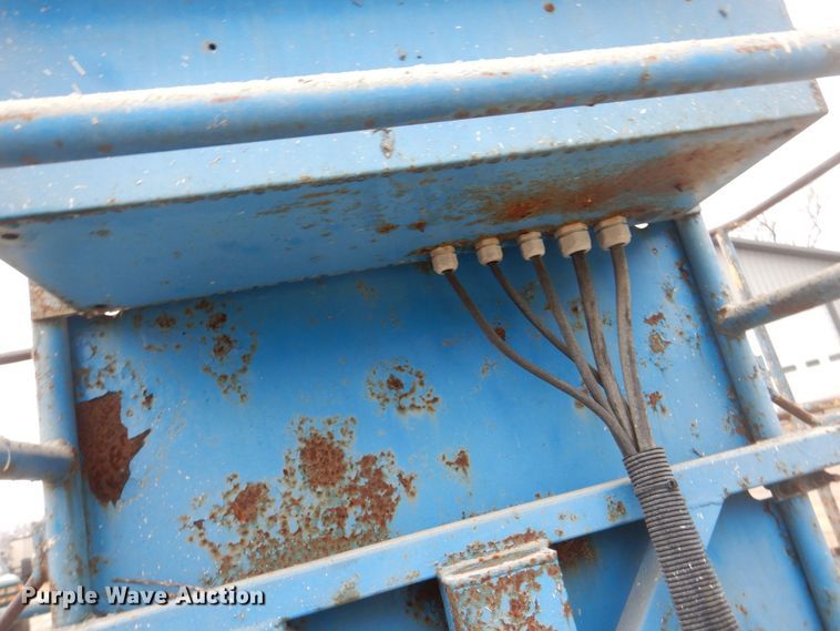 image for item MJ9959 1999 Genie S40  boom lift