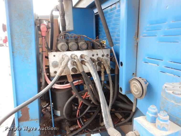 image for item MJ9959 1999 Genie S40  boom lift