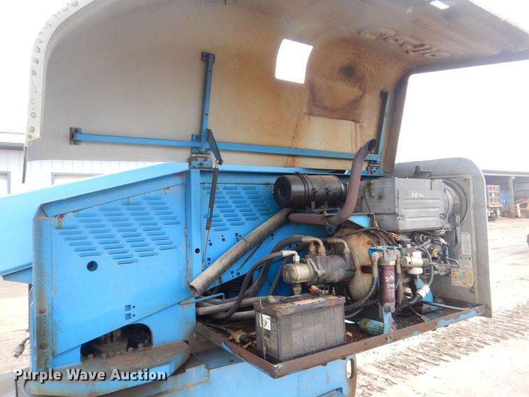 image for item MJ9959 1999 Genie S40  boom lift