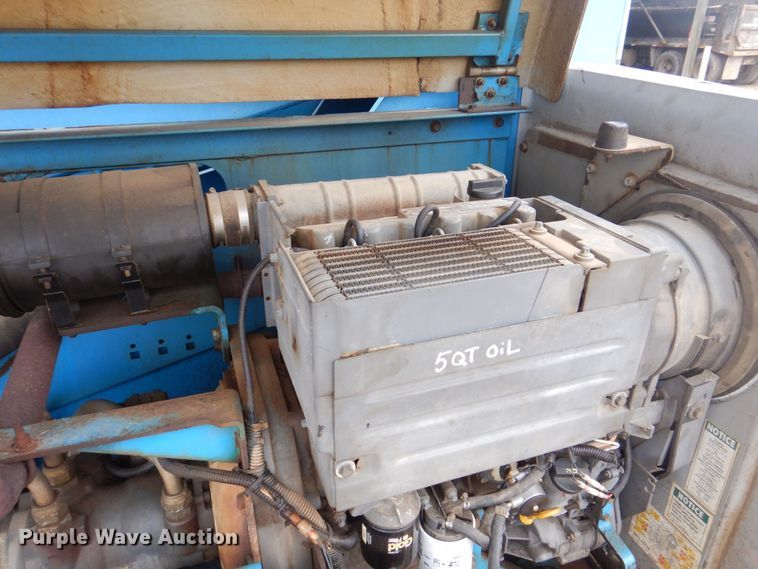 image for item MJ9959 1999 Genie S40  boom lift