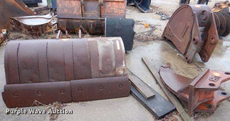 image for item MJ9962 Excavator attachments