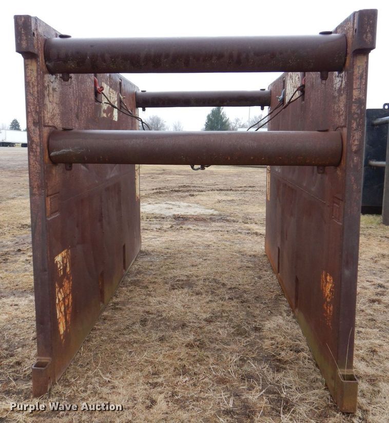 image for item MJ9964 Trench box