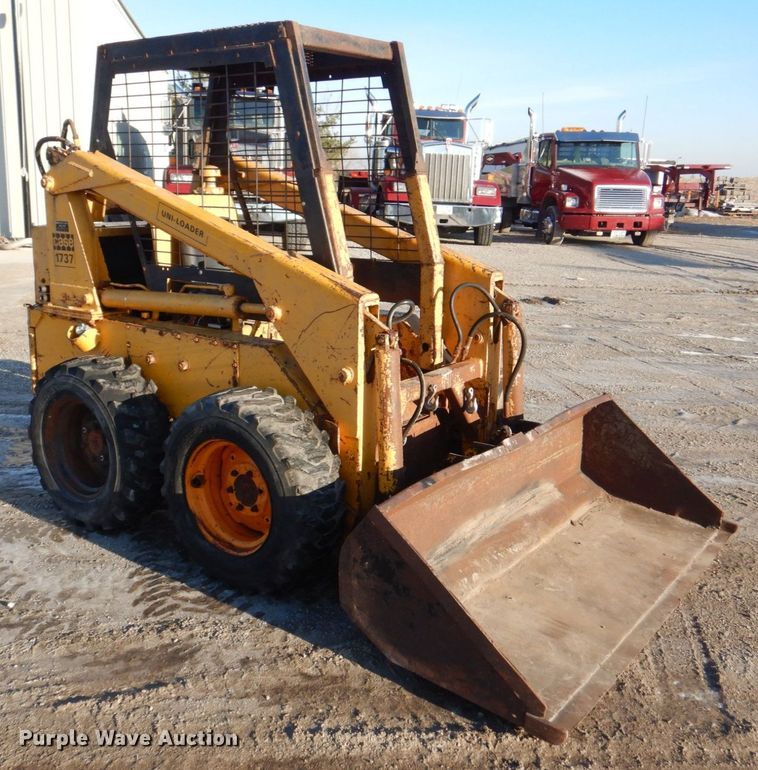 image for item MJ9972 1973 Case 1737  skid steer loader
