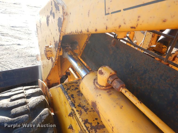 image for item MJ9972 1973 Case 1737  skid steer loader