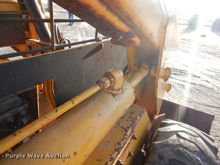 image for item MJ9972 1973 Case 1737  skid steer loader