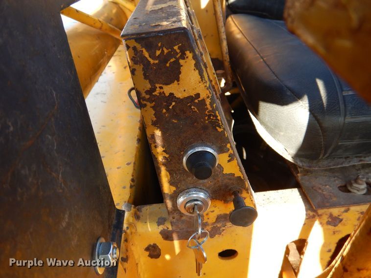 image for item MJ9972 1973 Case 1737  skid steer loader