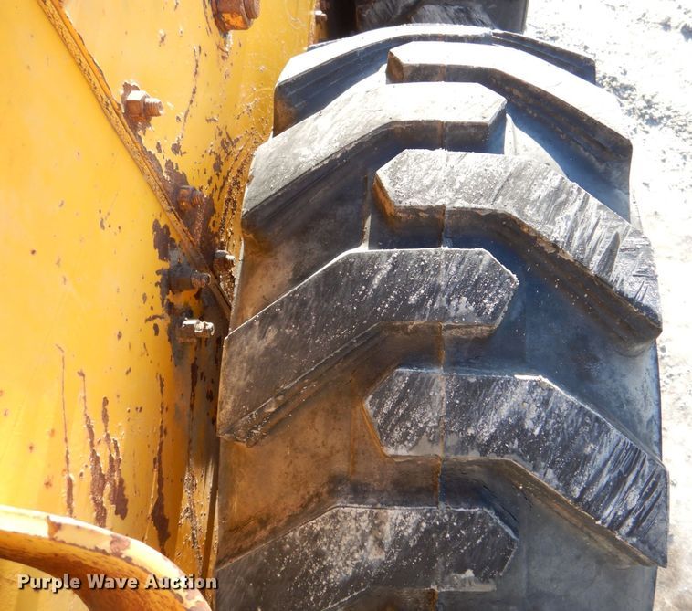 image for item MJ9972 1973 Case 1737  skid steer loader