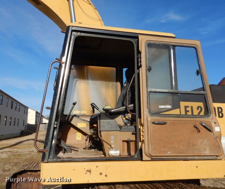 image for item MM9610 1992 Caterpillar EL240B  long reach excavator
