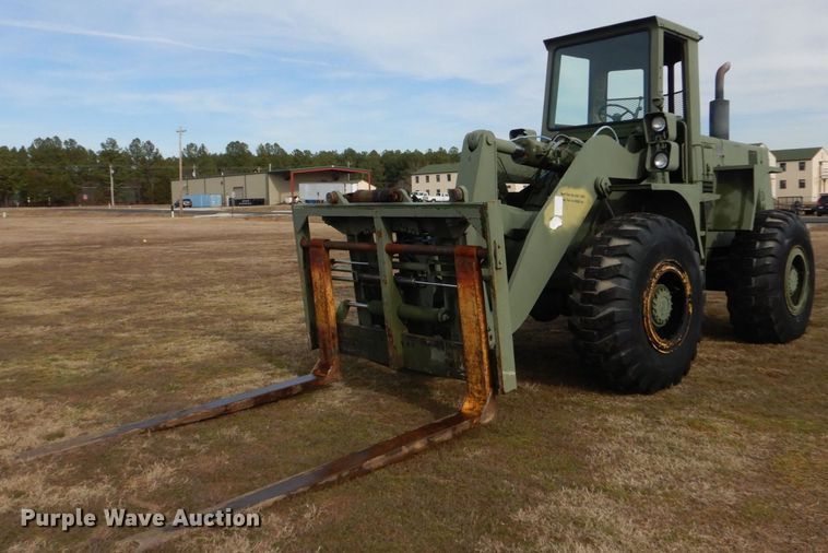 image for item MM9611 International-Hough M10A  wheel loader
