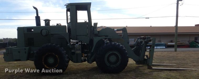 image for item MM9611 International-Hough M10A  wheel loader