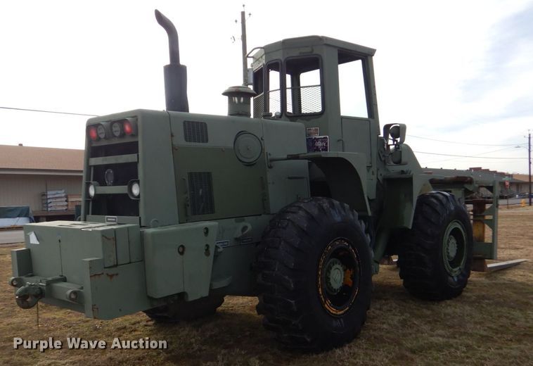 image for item MM9611 International-Hough M10A  wheel loader