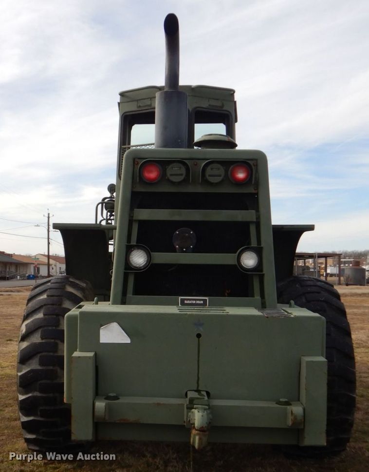 image for item MM9611 International-Hough M10A  wheel loader