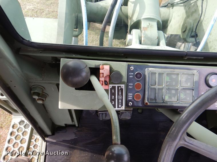 image for item MM9611 International-Hough M10A  wheel loader