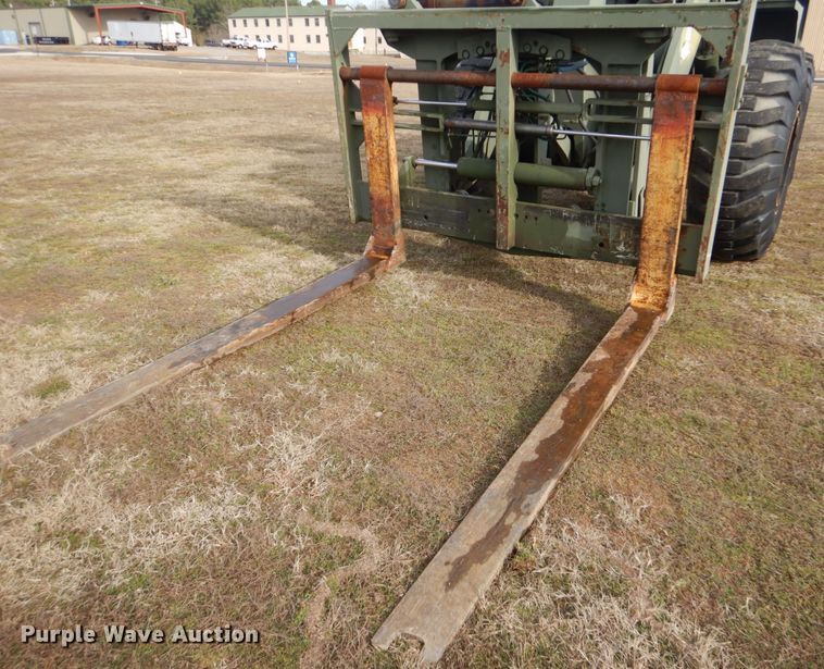 image for item MM9611 International-Hough M10A  wheel loader