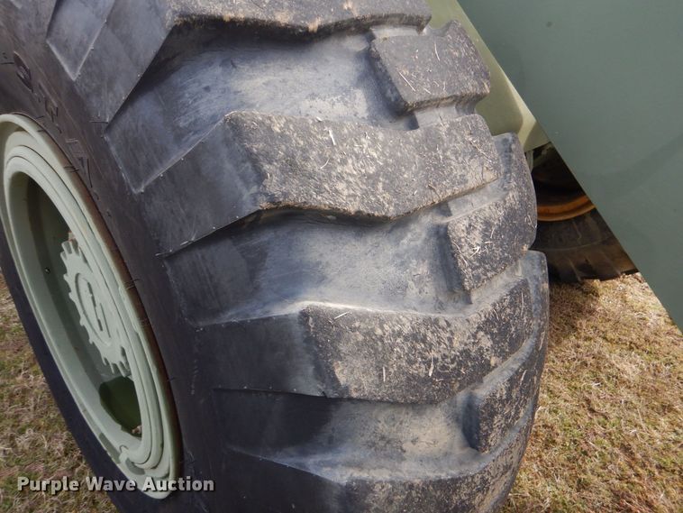 image for item MM9611 International-Hough M10A  wheel loader