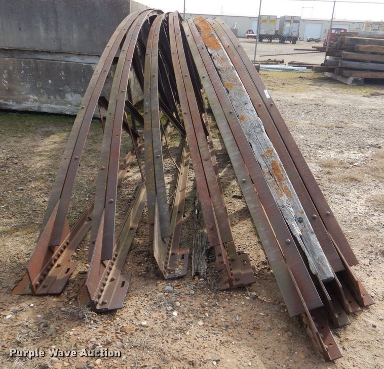 image for item MM9612 (8) steel trusses
