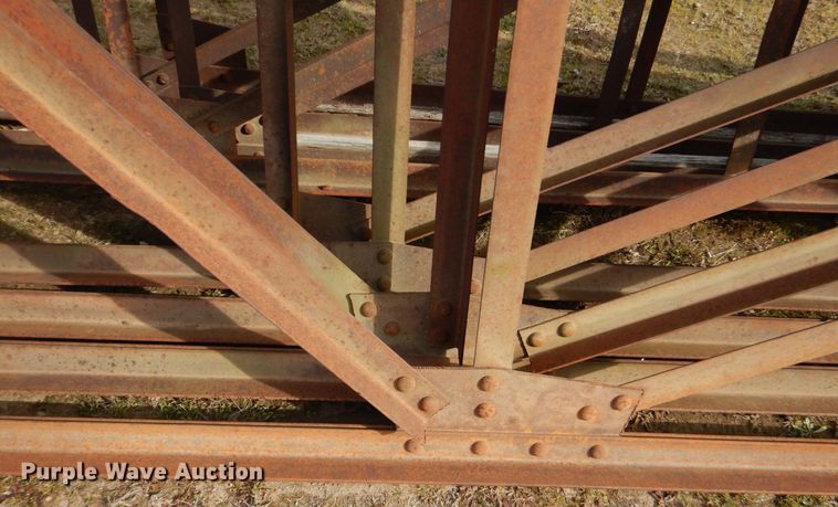 image for item MM9612 (8) steel trusses