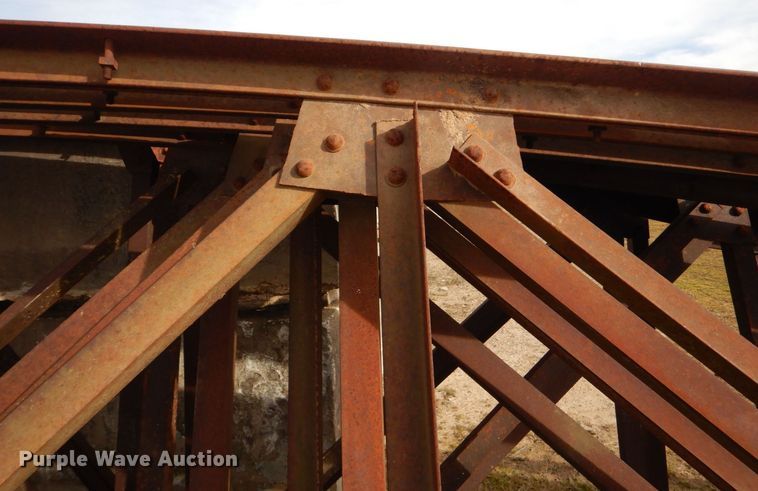 image for item MM9612 (8) steel trusses