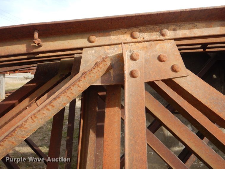 image for item MM9612 (8) steel trusses