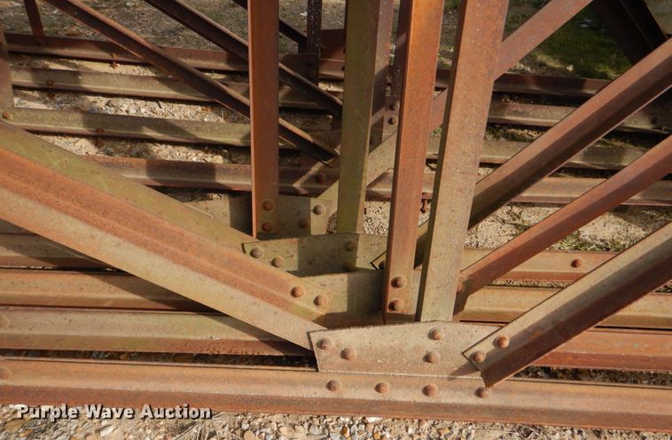 image for item MM9612 (8) steel trusses