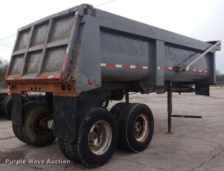 image for item MM9624 1978 Travis  end dump trailer