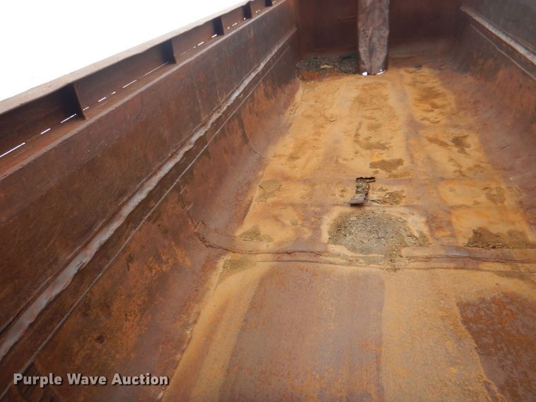 image for item MM9624 1978 Travis  end dump trailer