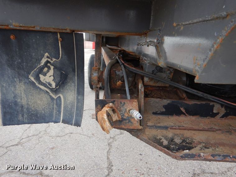image for item MM9624 1978 Travis  end dump trailer