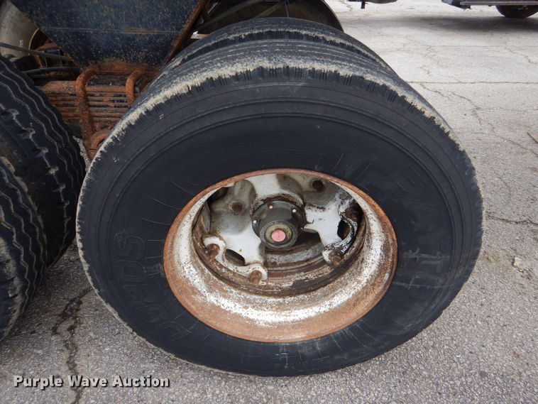 image for item MM9624 1978 Travis  end dump trailer