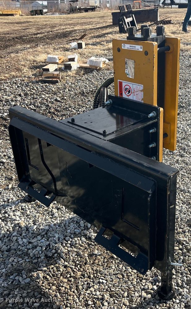 image for item MW9440 Agrotk PD680-PZ  skid steer post driver