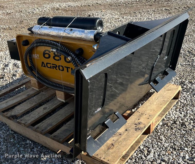image for item MW9441 2022 Agrotk SSHH680  skid steer breaker