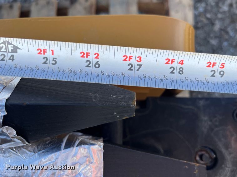 image for item MW9441 2022 Agrotk SSHH680  skid steer breaker