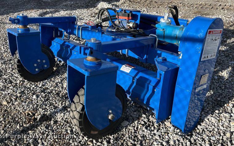 image for item MW9445 2022 TopCat SSSCR72  skid steer power rake