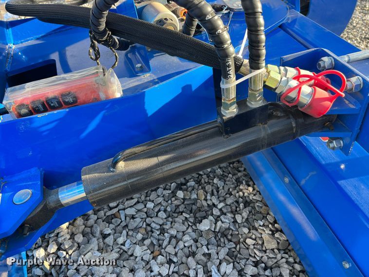 image for item MW9445 2022 TopCat SSSCR72  skid steer power rake