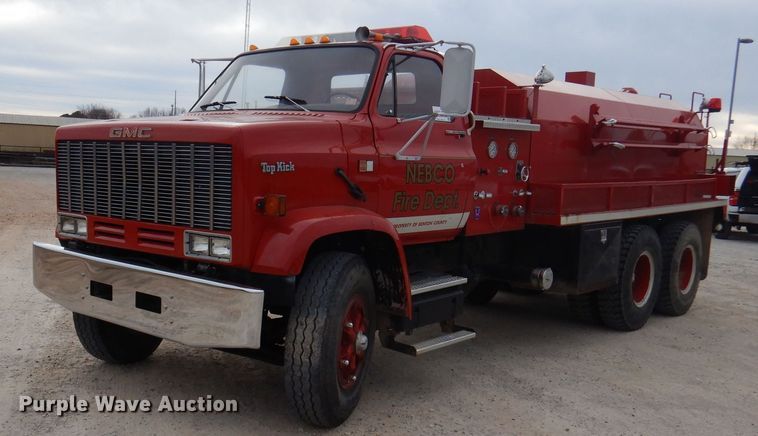 image for item DJ3868 1987 GMC TopKick C7000  pumper fire truck