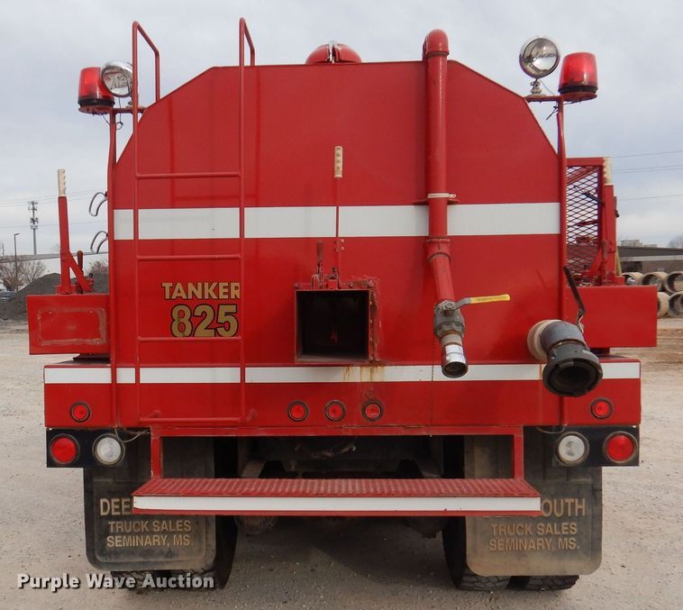 image for item DJ3868 1987 GMC TopKick C7000  pumper fire truck