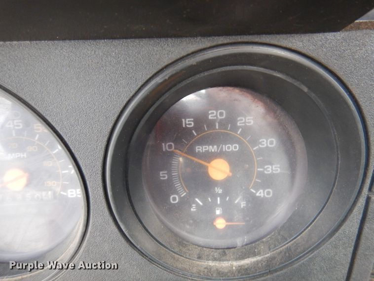 image for item DJ3868 1987 GMC TopKick C7000  pumper fire truck