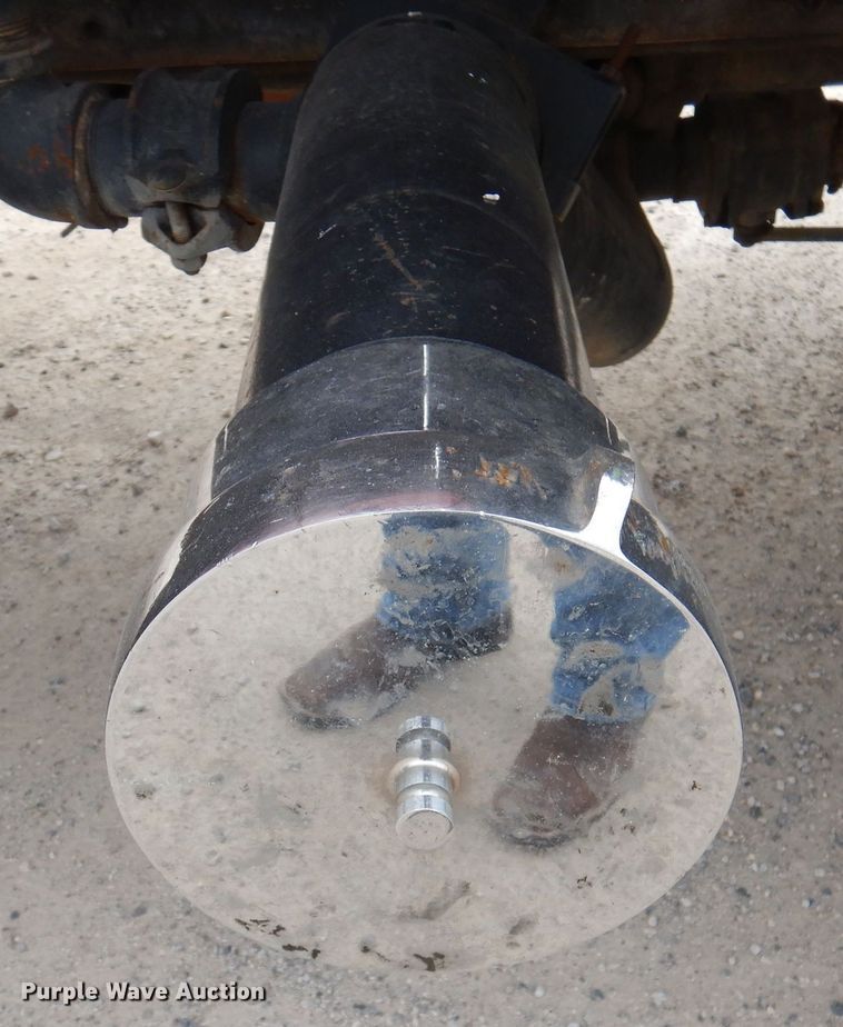 image for item DJ3868 1987 GMC TopKick C7000  pumper fire truck