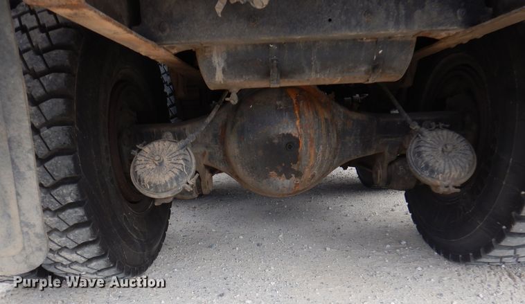 image for item DJ3868 1987 GMC TopKick C7000  pumper fire truck