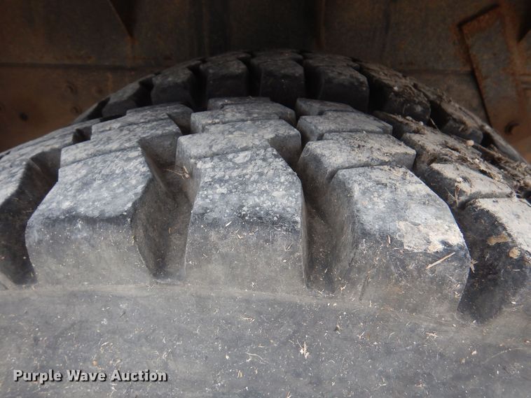 image for item DJ3868 1987 GMC TopKick C7000  pumper fire truck