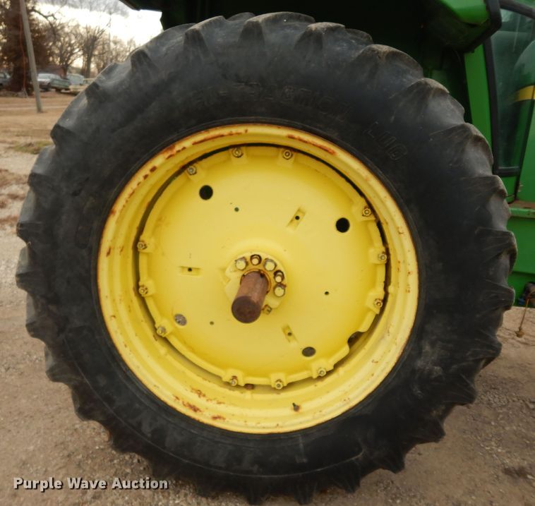 image for item DK7504 1974 John Deere 4230  tractor