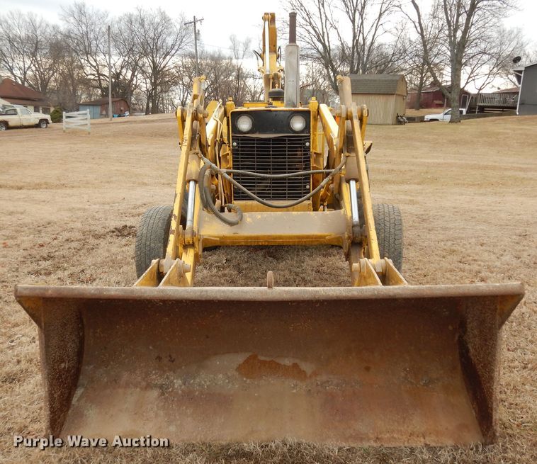 image for item DK7506 1974 Case 480B  backhoe