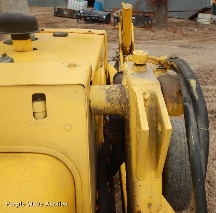 image for item DK7506 1974 Case 480B  backhoe
