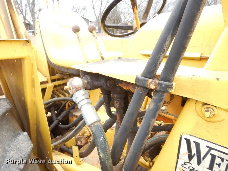 image for item DK7506 1974 Case 480B  backhoe